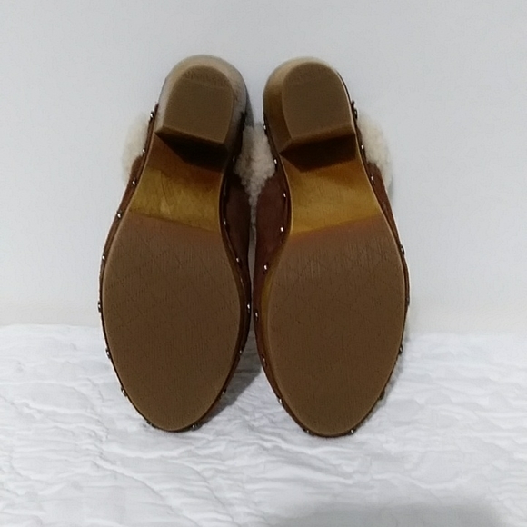 Ugg Brown Suede Clogs Sherpa Trim - Picture 5 of 6